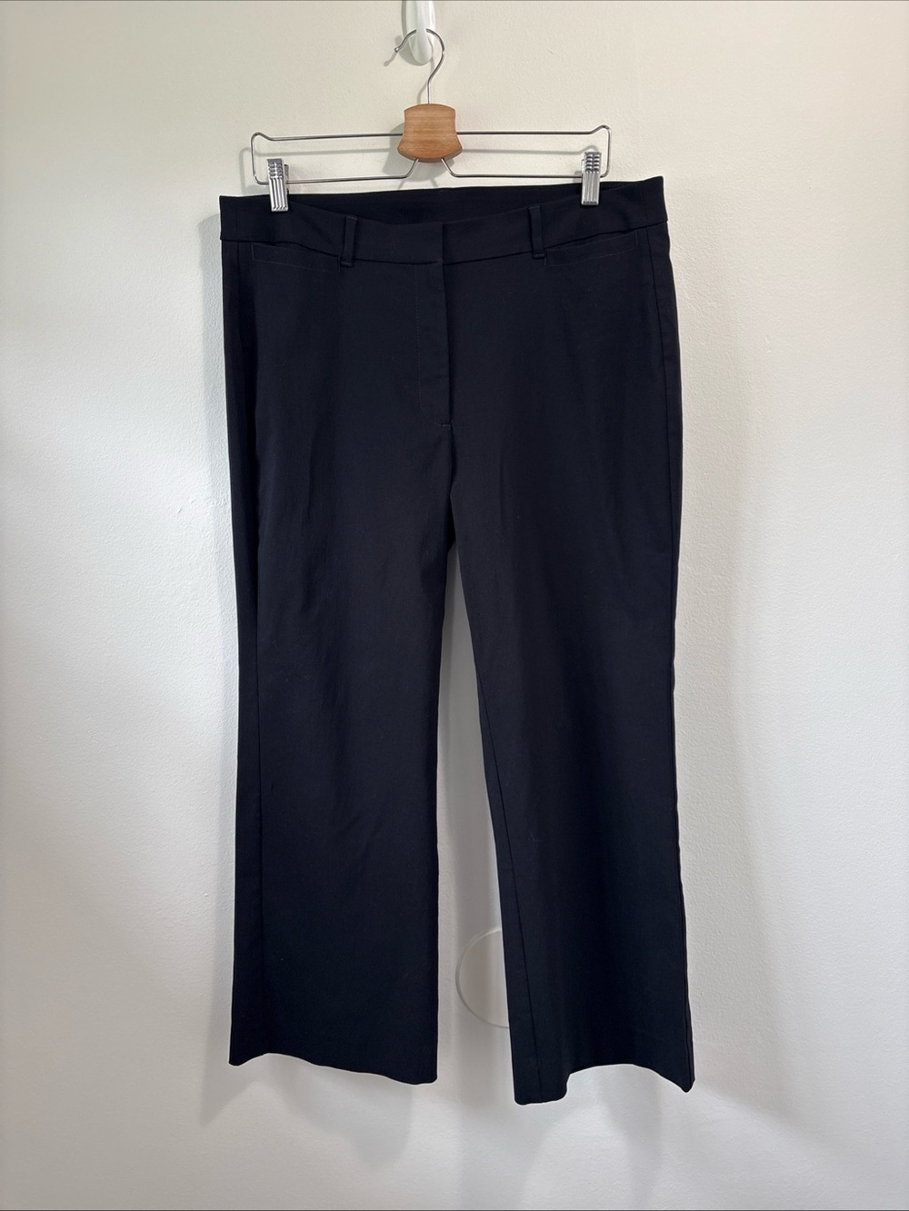 Chicos Emme Cropped Flared Pants Womens 2R US L 12 Black Twill Slim-Stretch - Picture 5 of 14